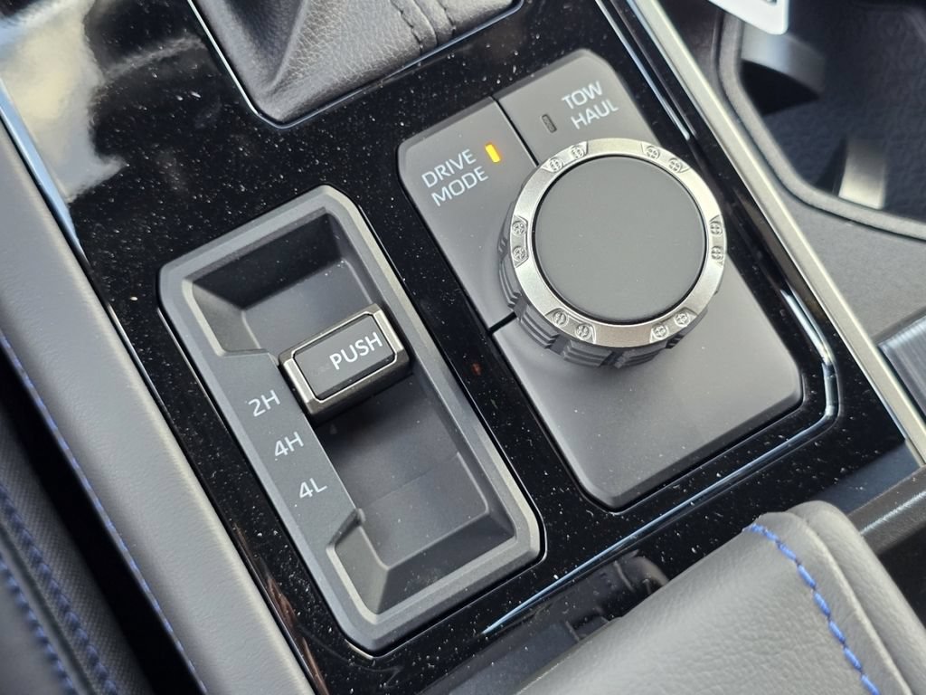 New 2026 Toyota Sequoia Platinum AWD/4WD image 7