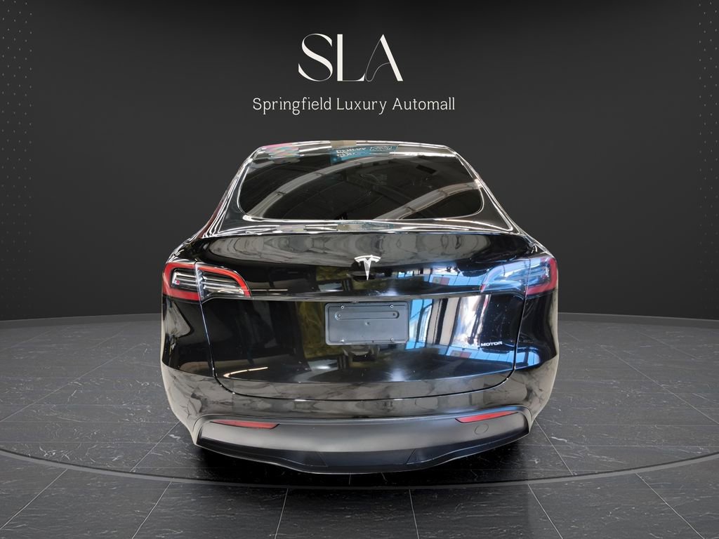 Used 2023 Tesla Model Y Long Range image 5