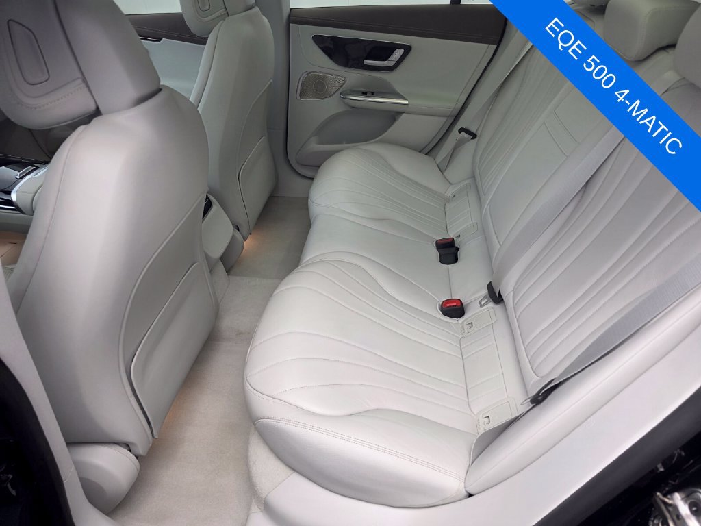 Used 2023 Mercedes-Benz EQE 500 4MATIC Sedan image 13