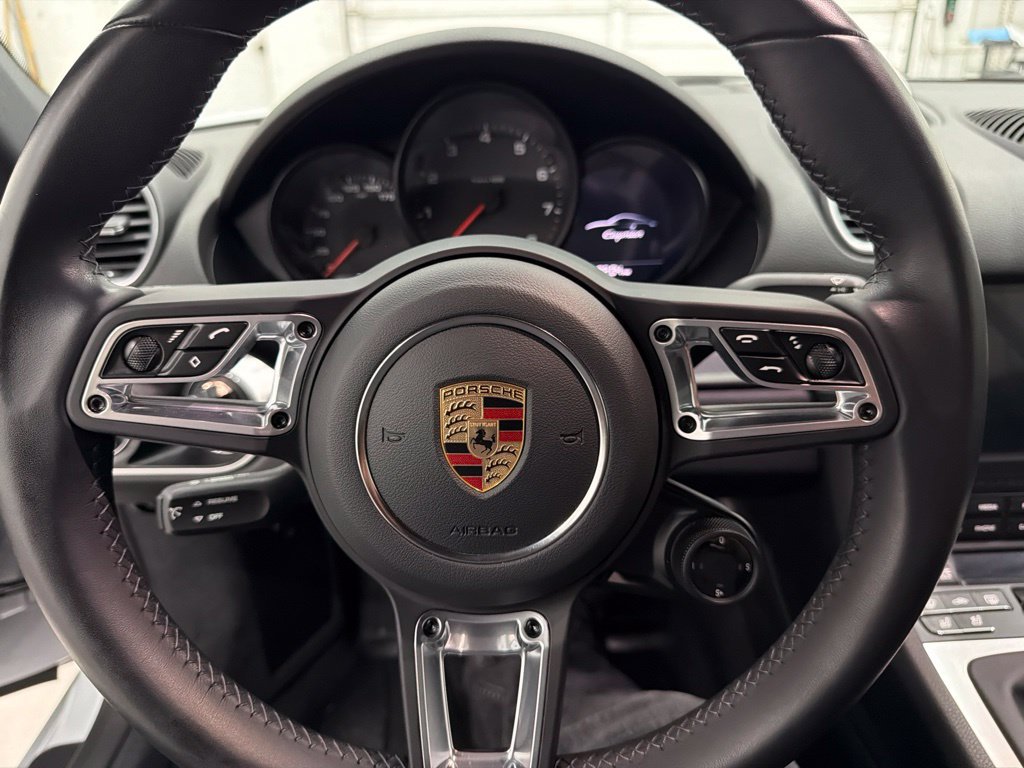 Used 2025 Porsche 718 Cayman RWD image 16