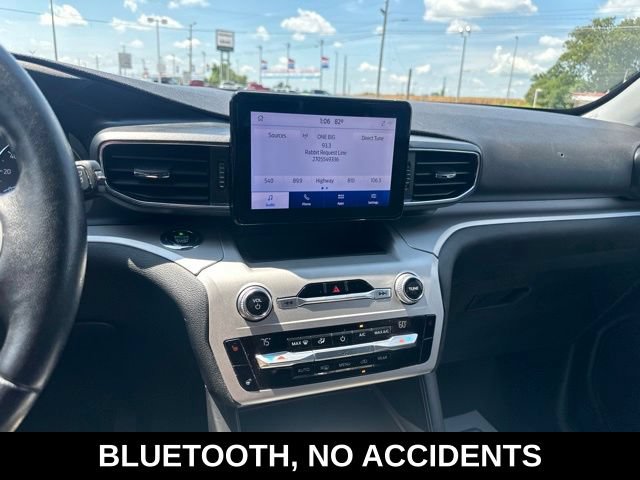 Used 2021 Ford Explorer XLT w/ Equipment Group 202A RWD image 3