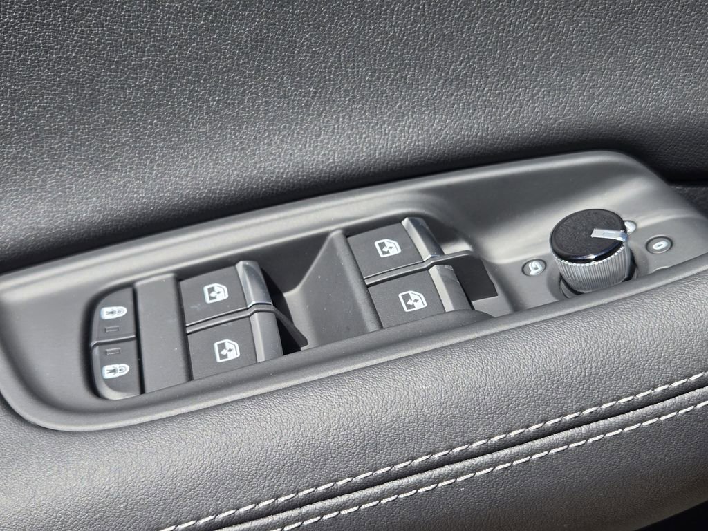 Used 2026 Audi Q8 Premium Plus image 31