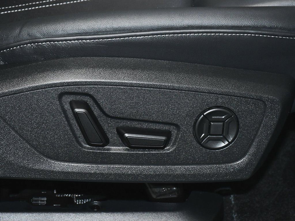 Used 2024 Audi Q4 e-tron Premium Plus w/ Premium Plus image 56