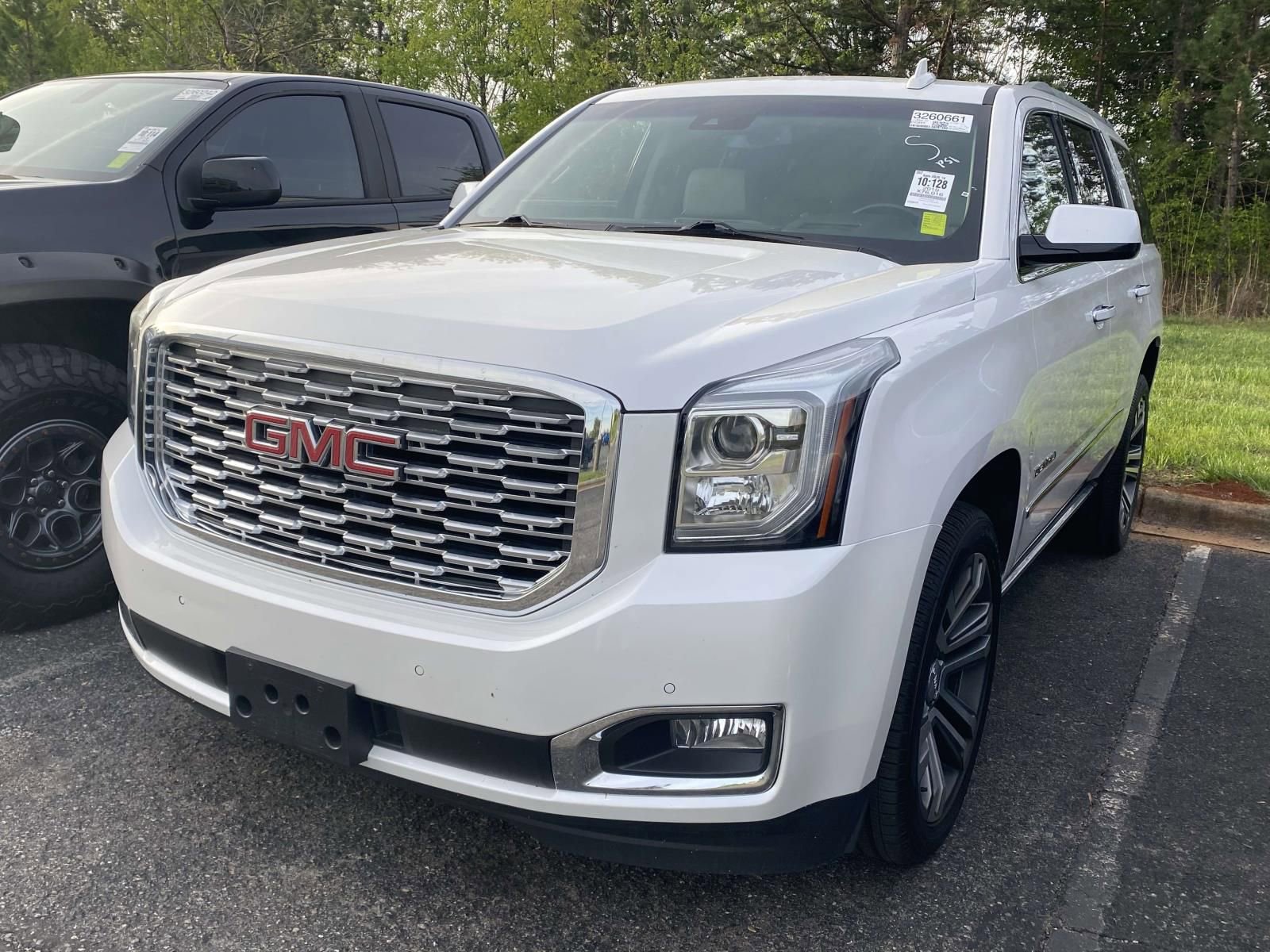 Used 2019 GMC Yukon Denali w/ Denali Ultimate Package image 3