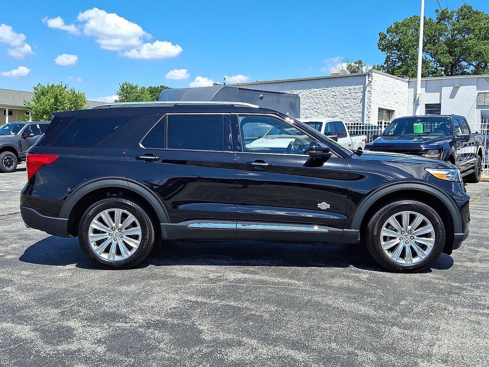 Certified 2023 Ford Explorer King Ranch AWD/4WD image 8