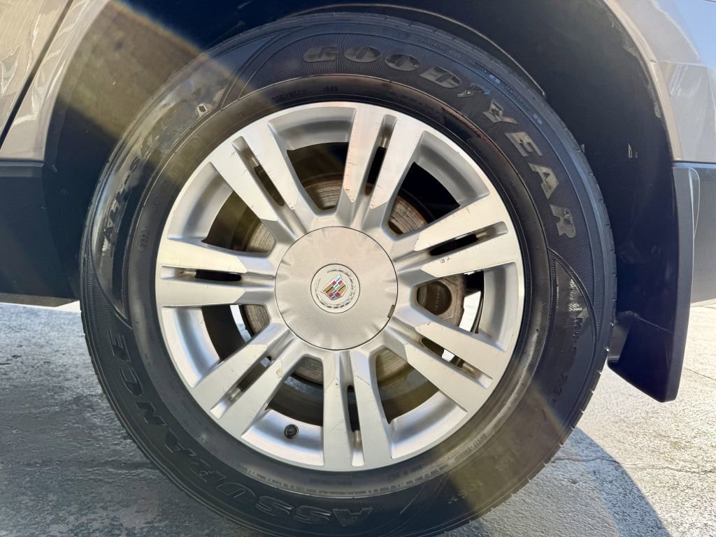 Used 2012 Cadillac SRX Luxury FWD image 25