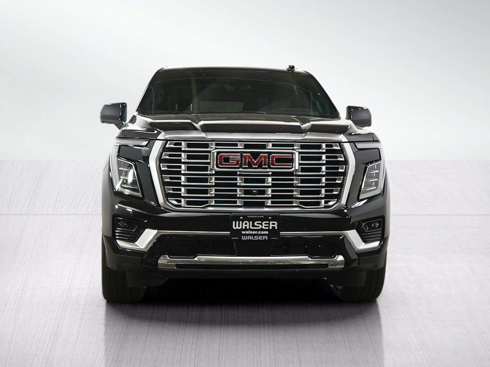 Used 2025 GMC Yukon XL Denali w/ Denali Reserve Package AWD/4WD image 8