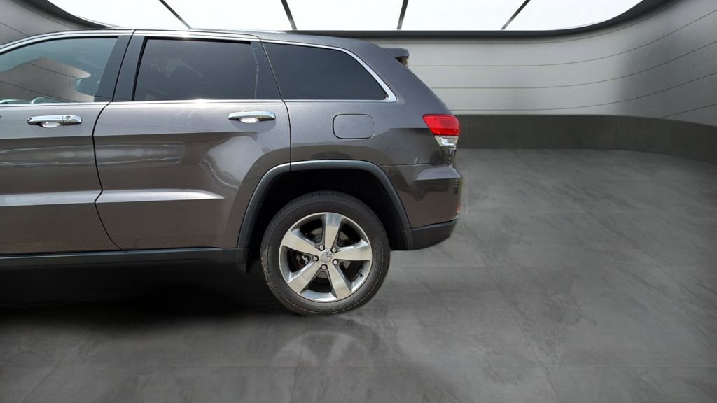 Used 2014 Jeep Grand Cherokee Limited AWD/4WD image 34