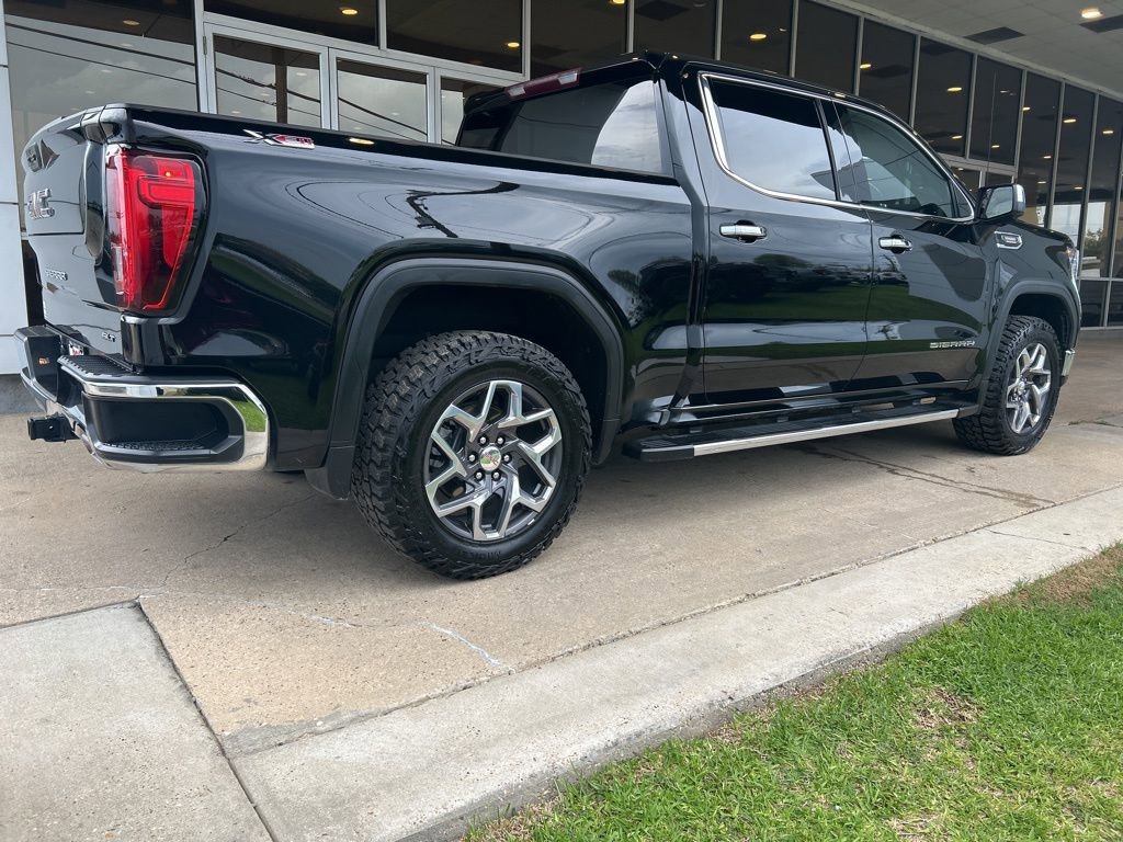 Used 2023 GMC Sierra 1500 SLT w/ SLT Premium Package image 7