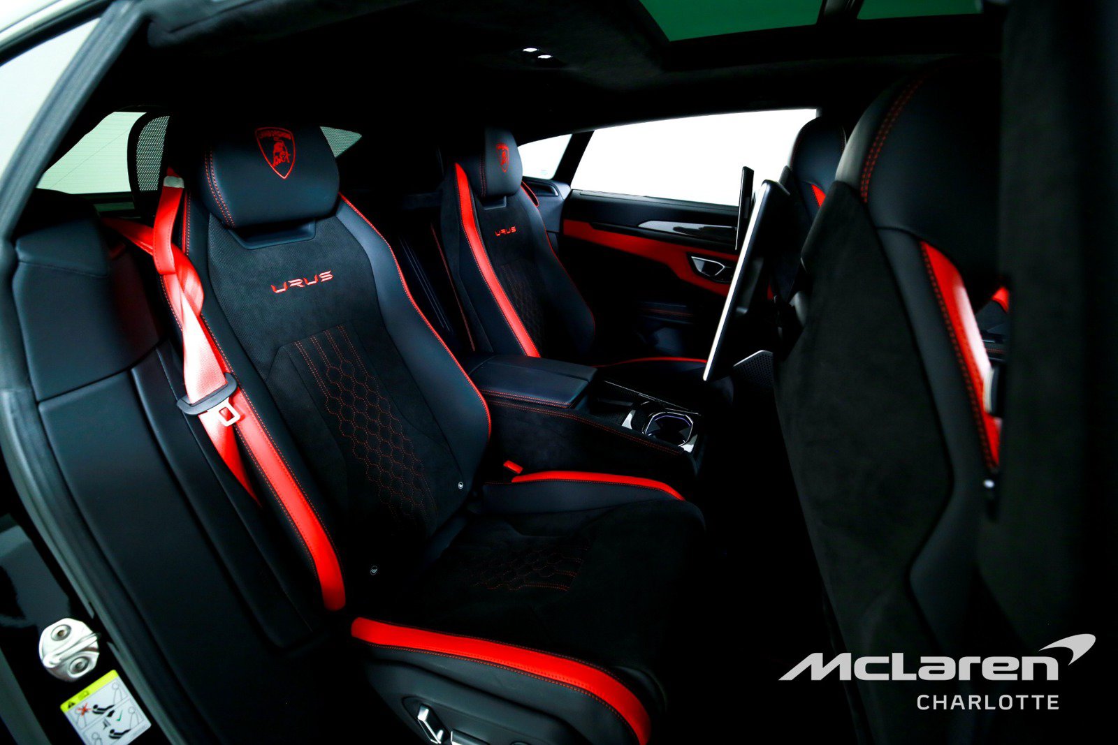 Used 2023 Lamborghini Urus S AWD/4WD image 27