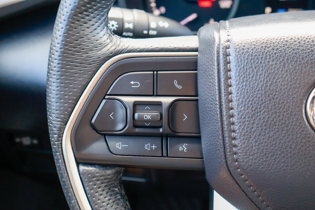 Used 2025 Toyota Tundra SR5 w/ SR5 Premium Package AWD/4WD image 14