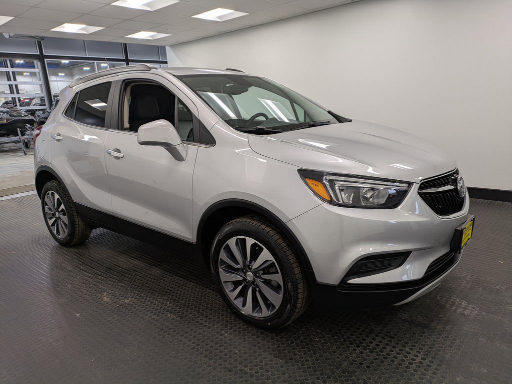 Used 2022 Buick Encore Preferred w/ Safety Package image 3