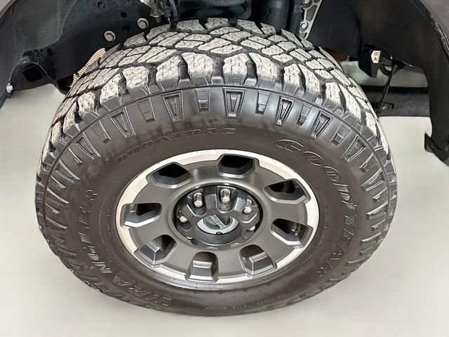 Used 2023 Ford F350 Platinum w/ Tremor Off-Road Package image 33