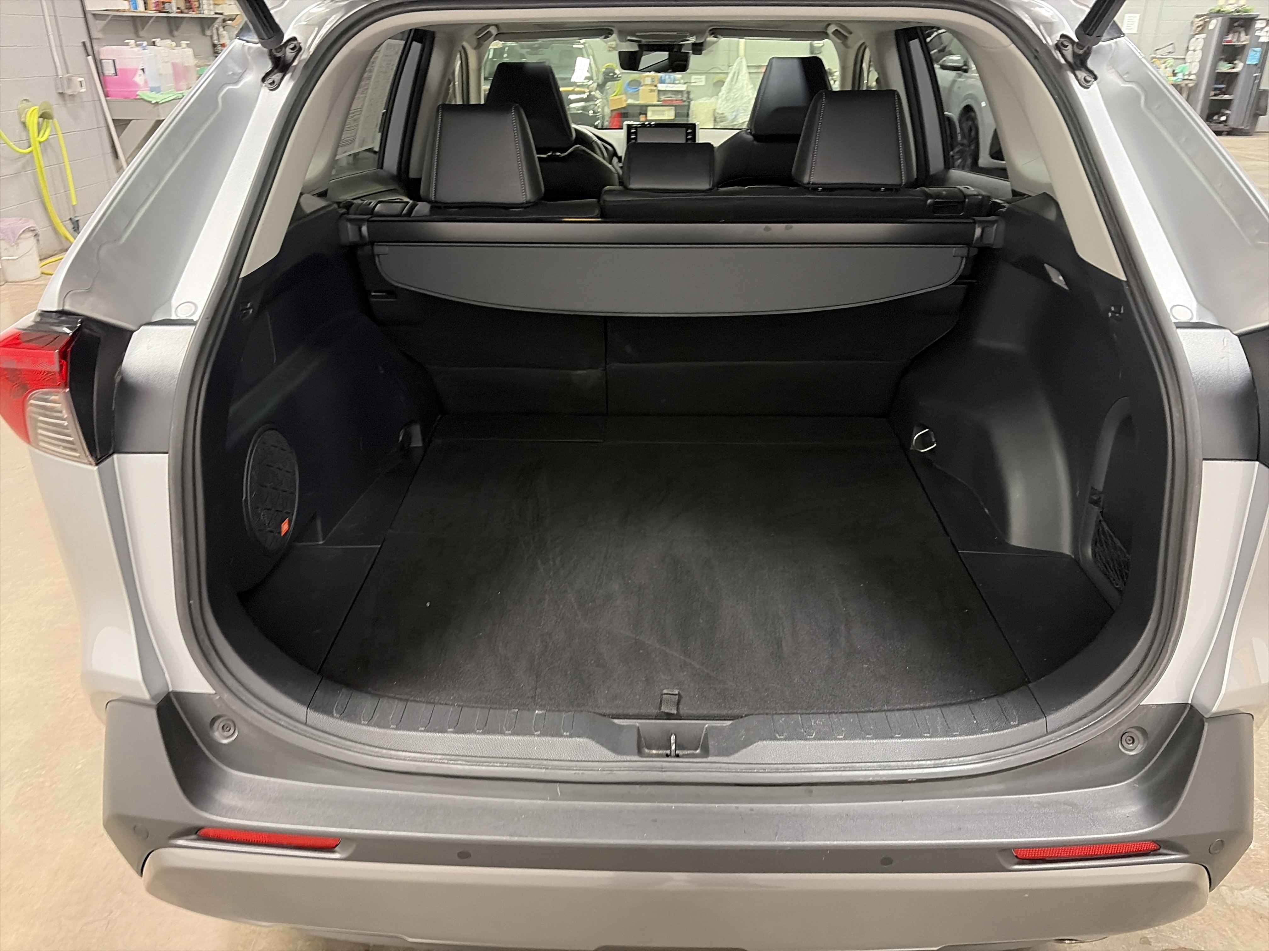 Used 2021 Toyota RAV4 Limited w/ Limited Grade Weather Package image 32