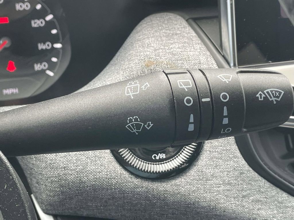 Used 2024 Jeep Compass Latitude image 24