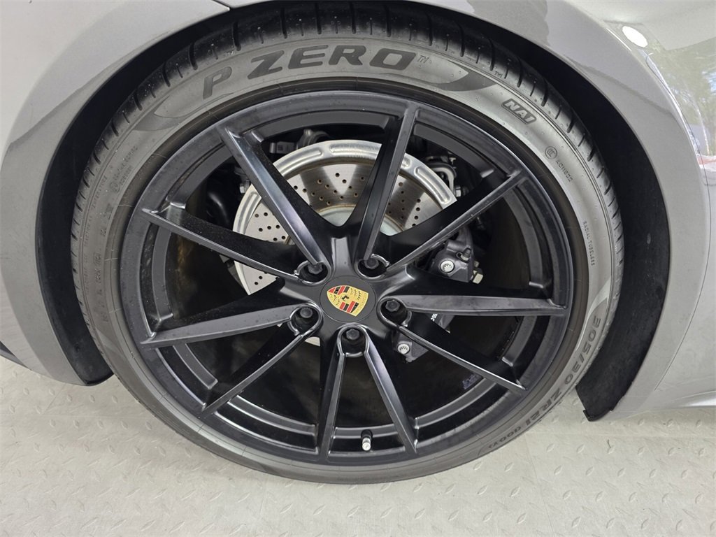 Used 2020 Porsche 911 Carrera image 16