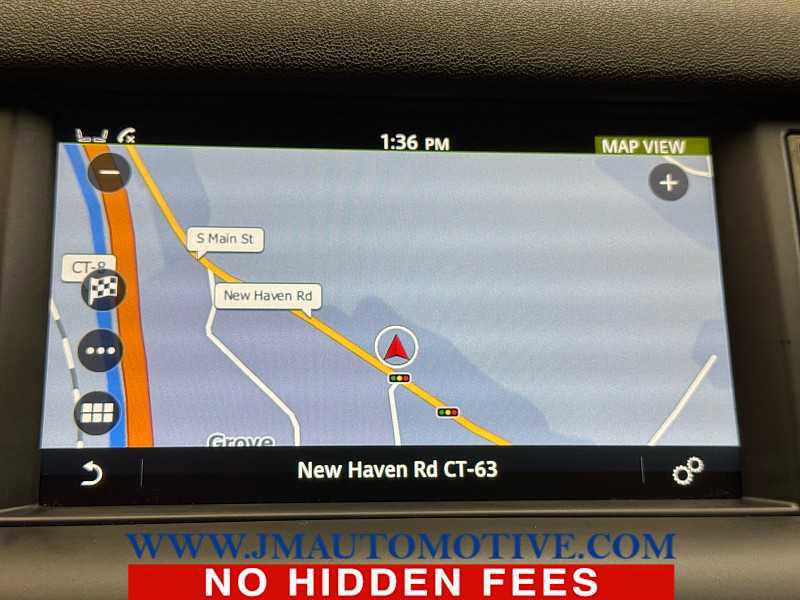 Used 2019 Land Rover Discovery Sport HSE Luxury image 26