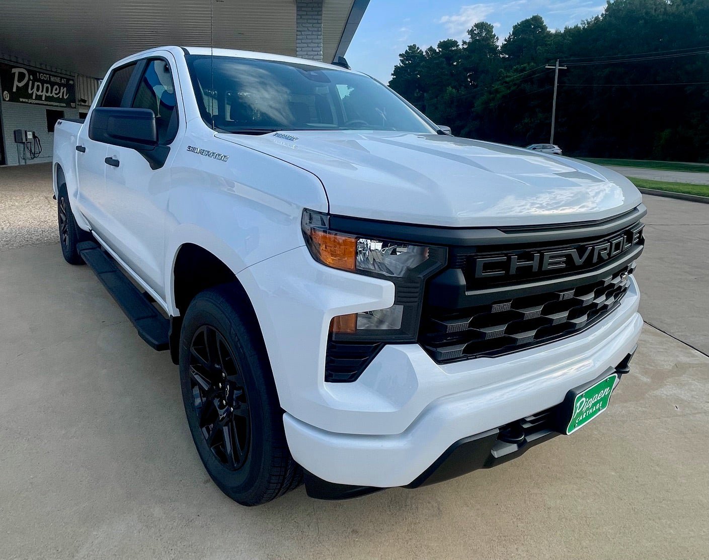 New 2026 Chevrolet Silverado 1500 Custom image 1