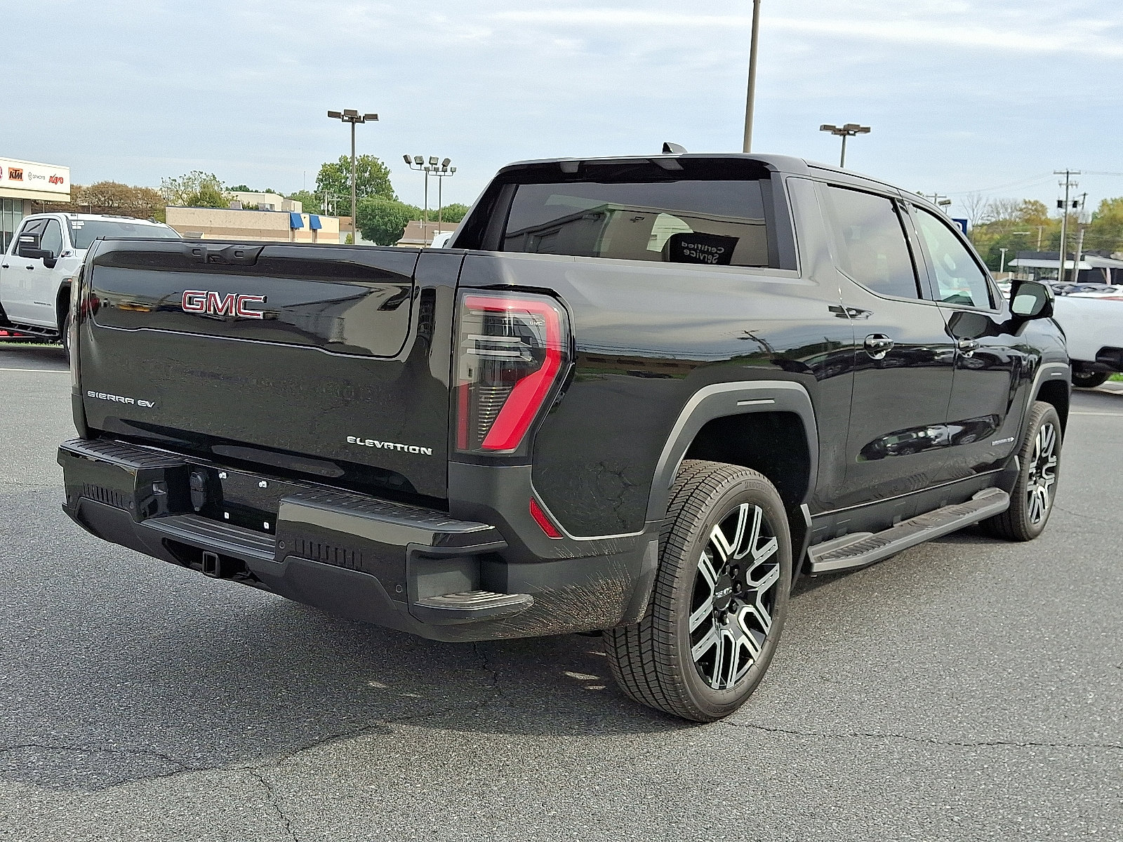 New 2026 GMC Sierra EV Elevation image 4