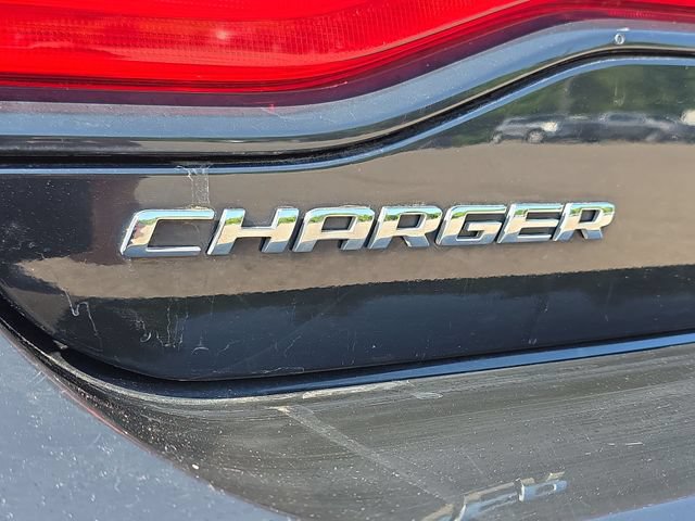 Used 2014 Dodge Charger SE RWD image 25