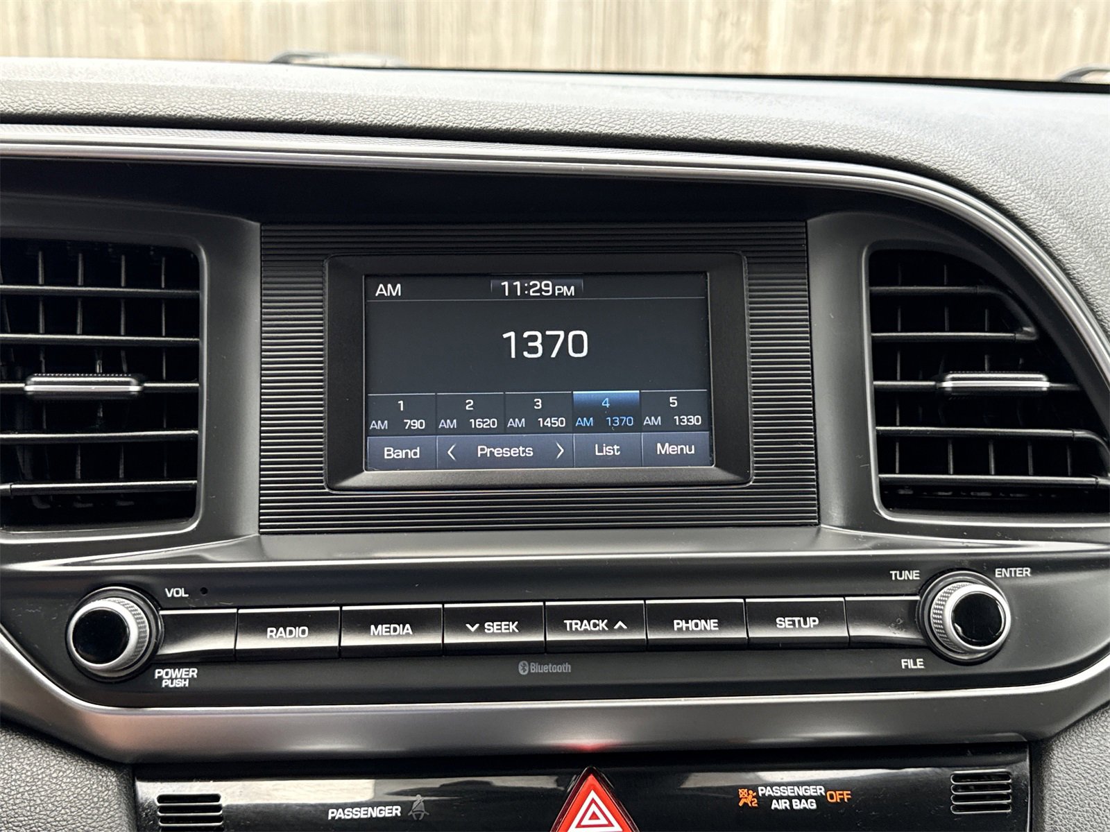 Used 2020 Hyundai Elantra SE w/ Cargo Package (C1) image 19