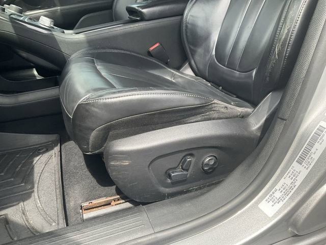 Used 2015 Chrysler 200 C w/ Navigation & Sound Group I image 26