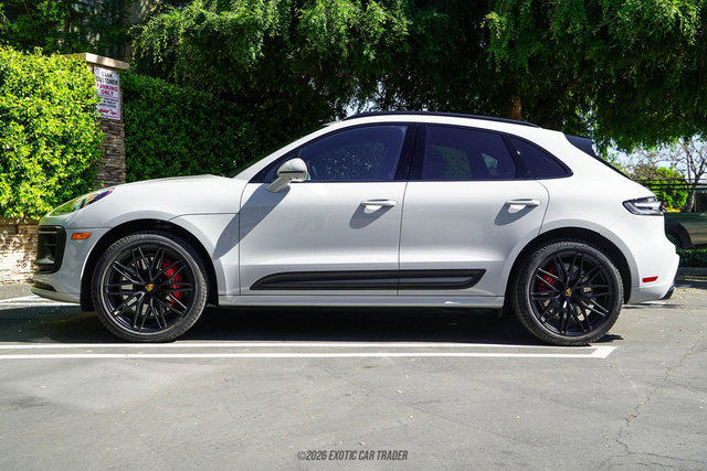 Used 2025 Porsche Macan GTS AWD/4WD image 3