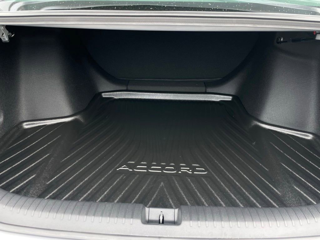 Certified 2025 Honda Accord LX image 41