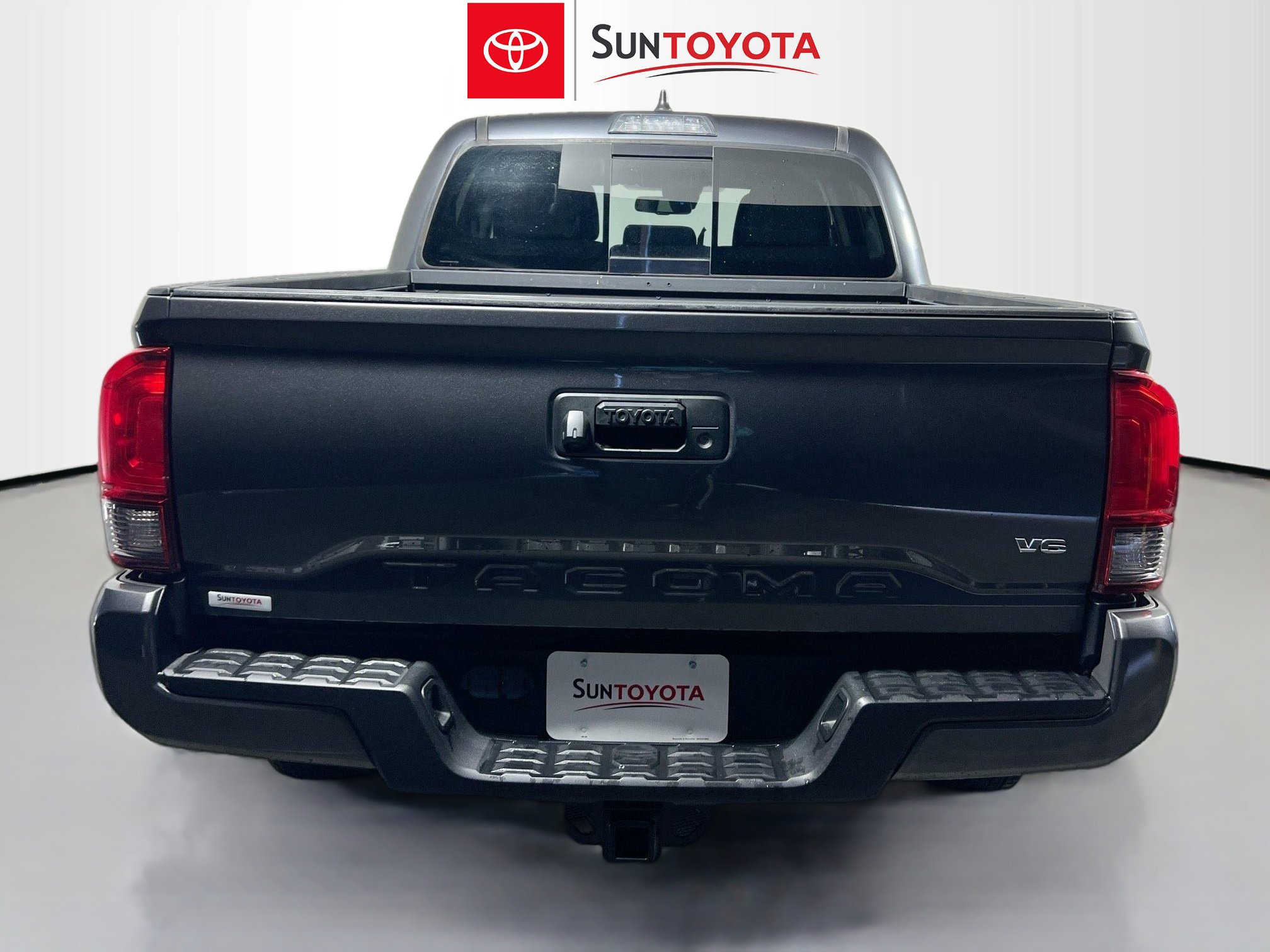 Used 2022 Toyota Tacoma SR5 image 5