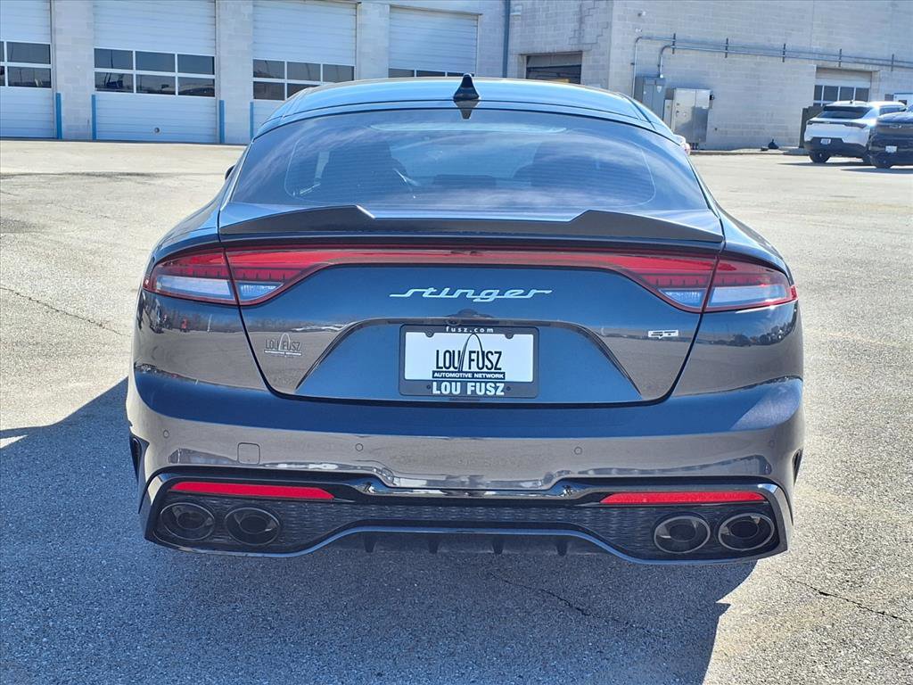 Used 2023 Kia Stinger GT2 image 31