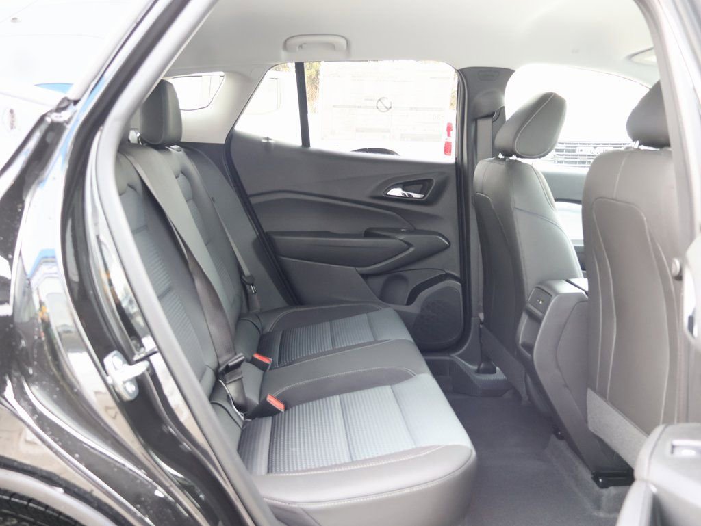 New 2026 Chevrolet Trax LT w/ Driver Confidence Package image 29
