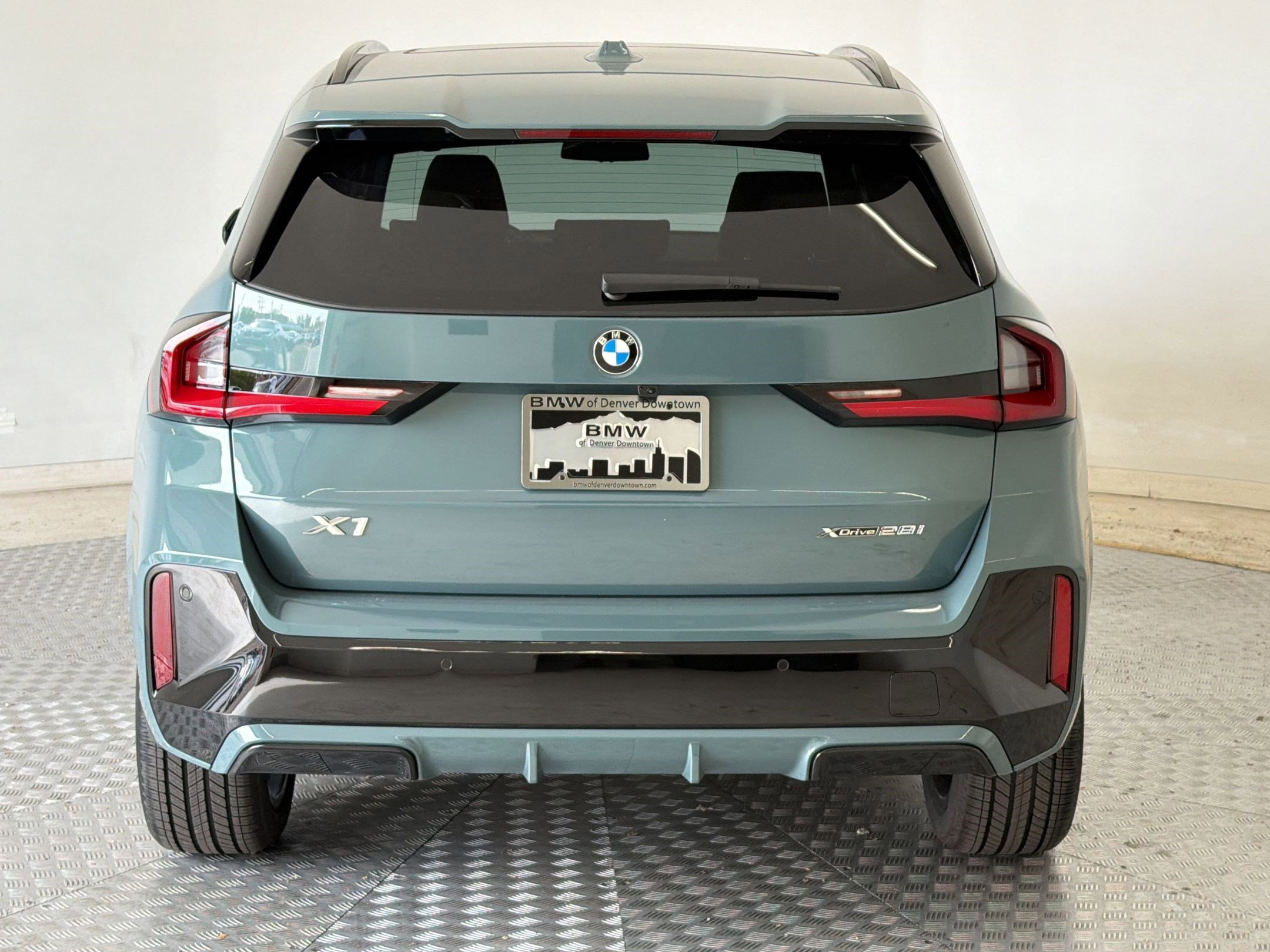 New 2026 BMW X1 xDrive28i w/ Technology Package AWD/4WD image 10