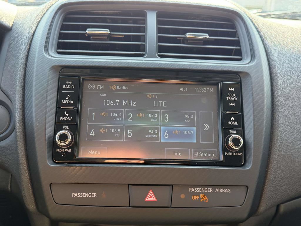 Used 2022 Mitsubishi Outlander Sport ES AWD/4WD image 26