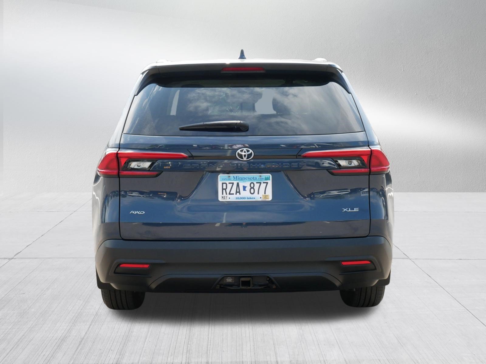 Used 2024 Toyota Grand Highlander AWD image 6