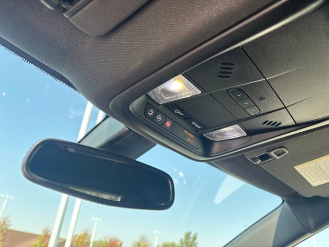 Used 2020 Chevrolet Blazer Premier image 20