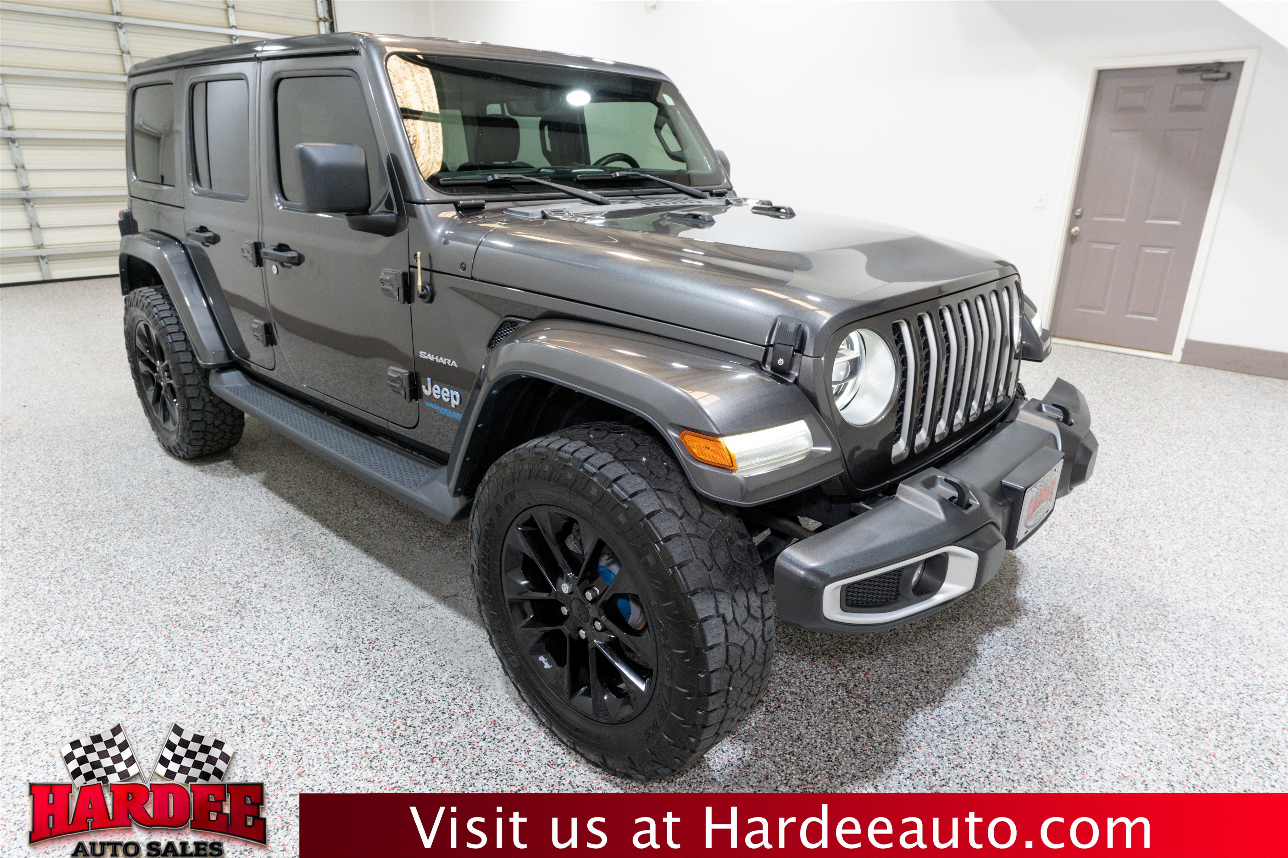 Used 2021 Jeep Wrangler Unlimited Sahara w/ Cold Weather Group image 6