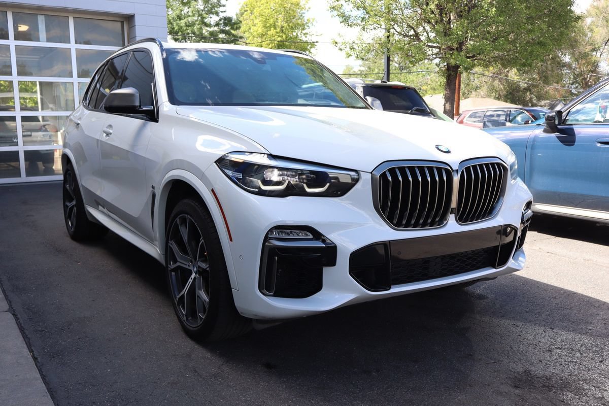 Used 2020 BMW X5 M50i w/ Premium Package AWD/4WD image 6