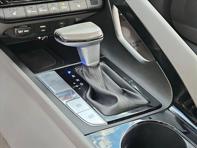 Used 2025 Hyundai Elantra SEL FWD image 12