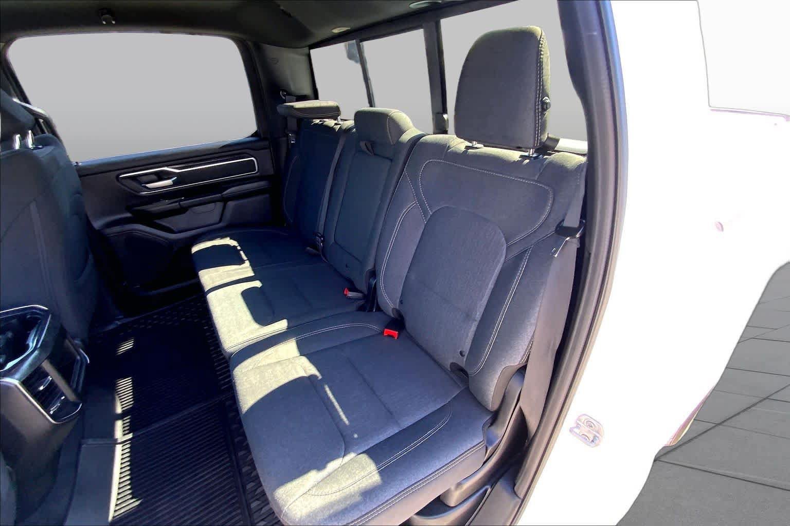 Used 2019 RAM 1500 Big Horn AWD/4WD image 19