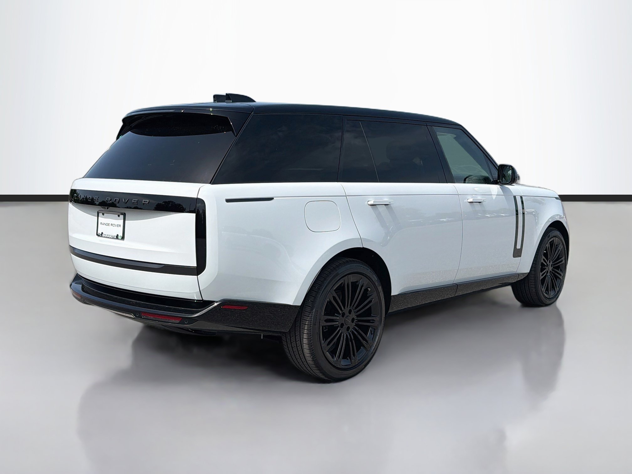 New 2026 Land Rover Range Rover Long Wheelbase SE AWD/4WD image 5