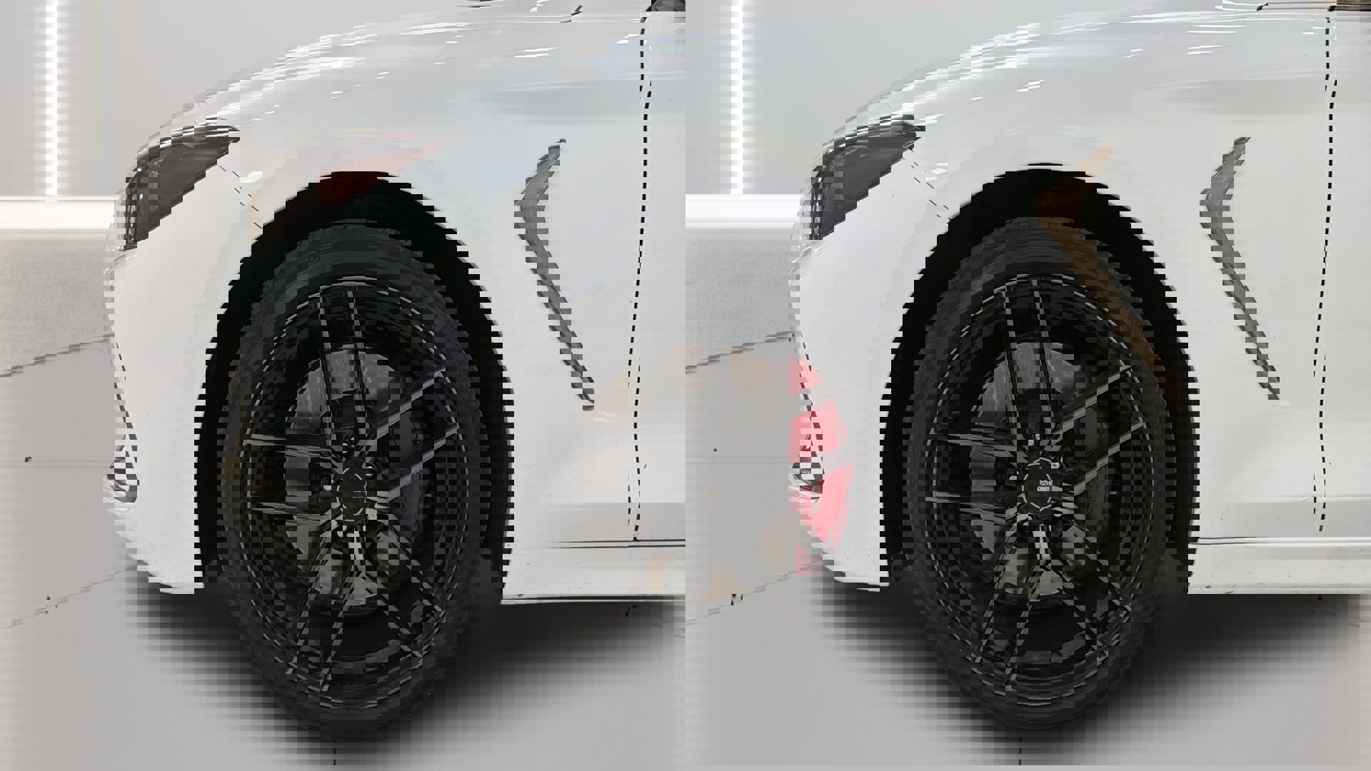 Used 2020 Genesis G70 3.3T w/ Sport Package image 2