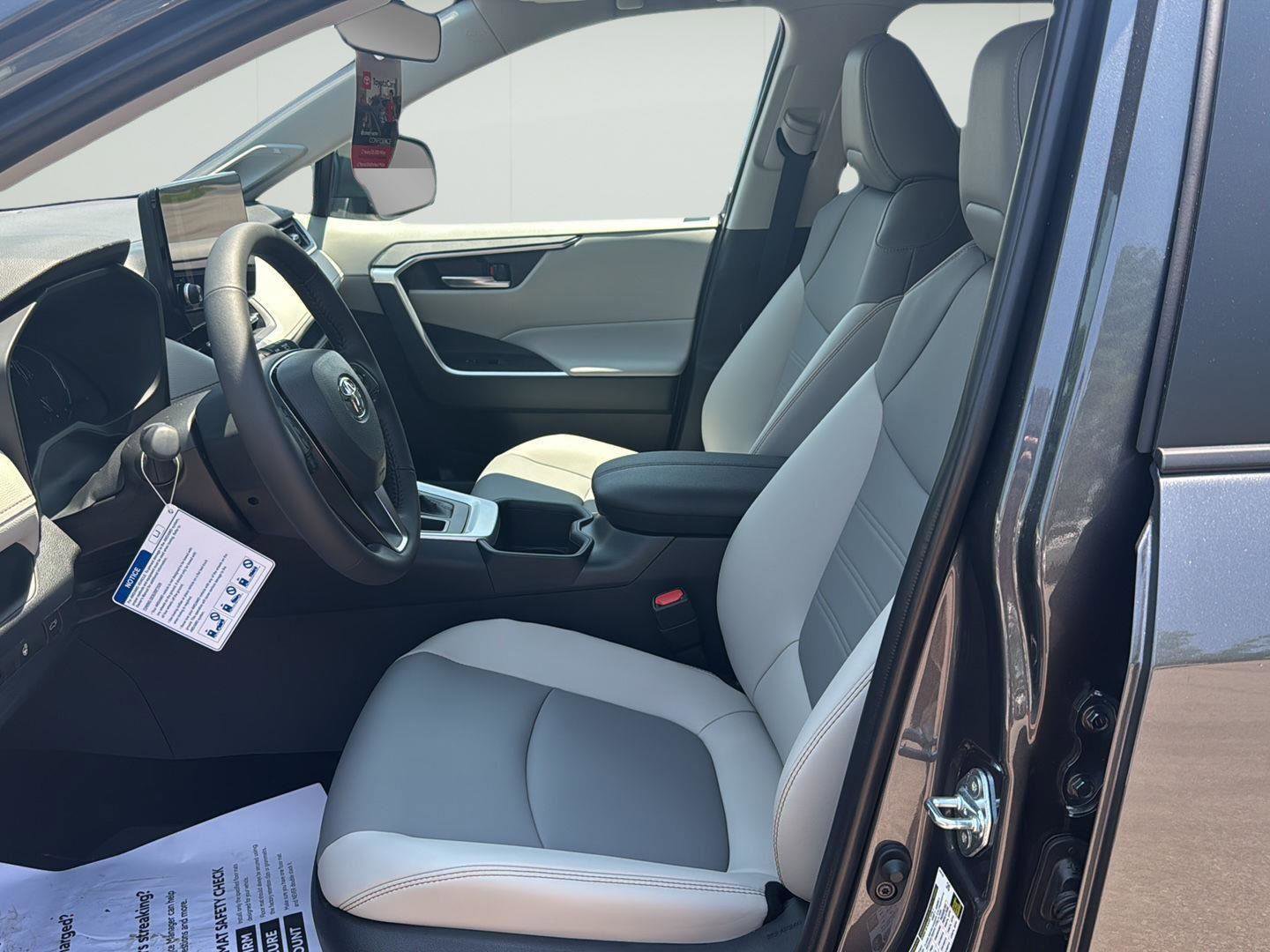 New 2025 Toyota RAV4 XLE Premium image 16