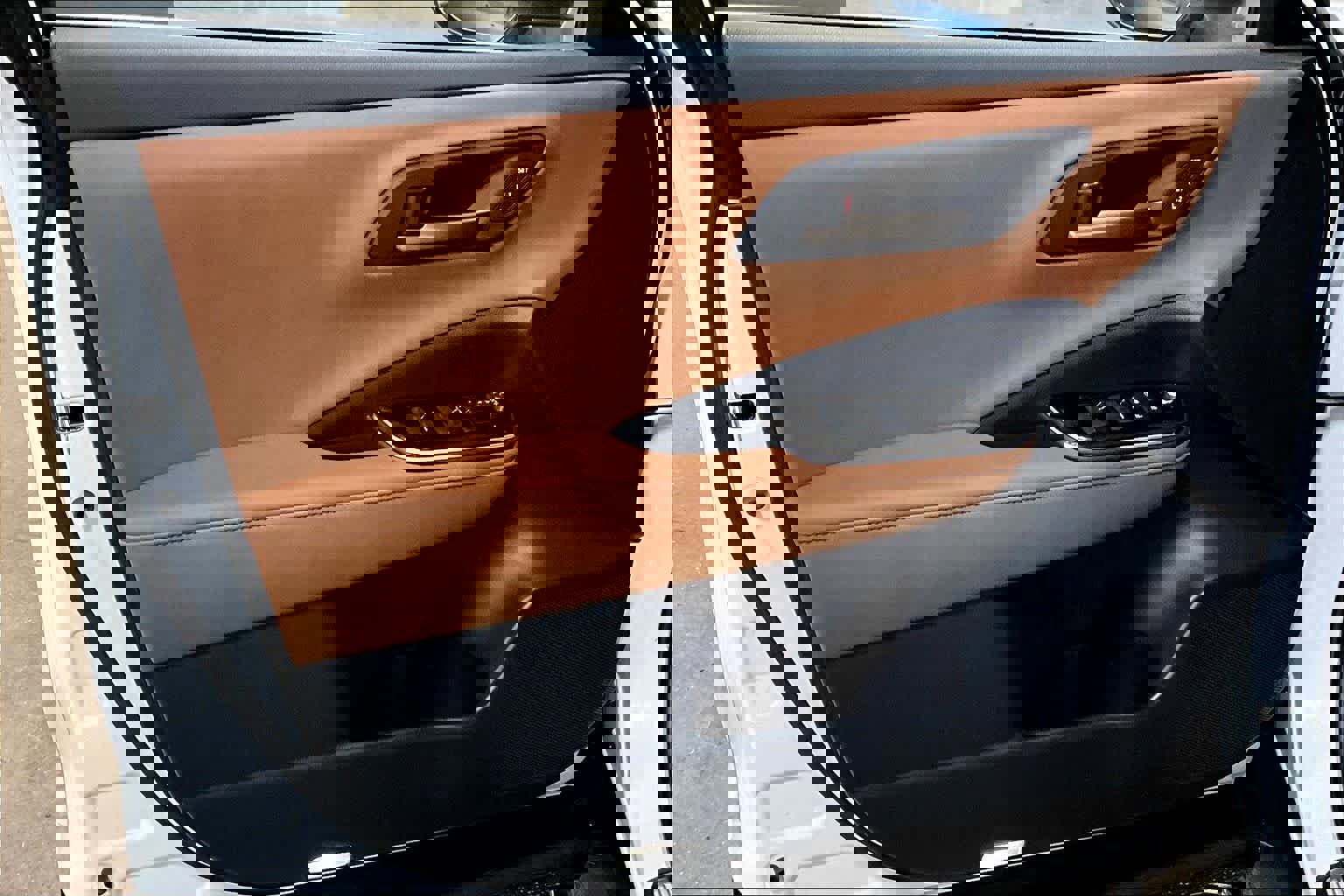 New 2026 Toyota Crown Signia AWD/4WD image 10