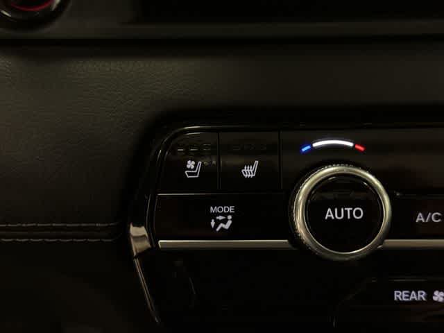 Certified 2023 Honda Pilot Elite image 36