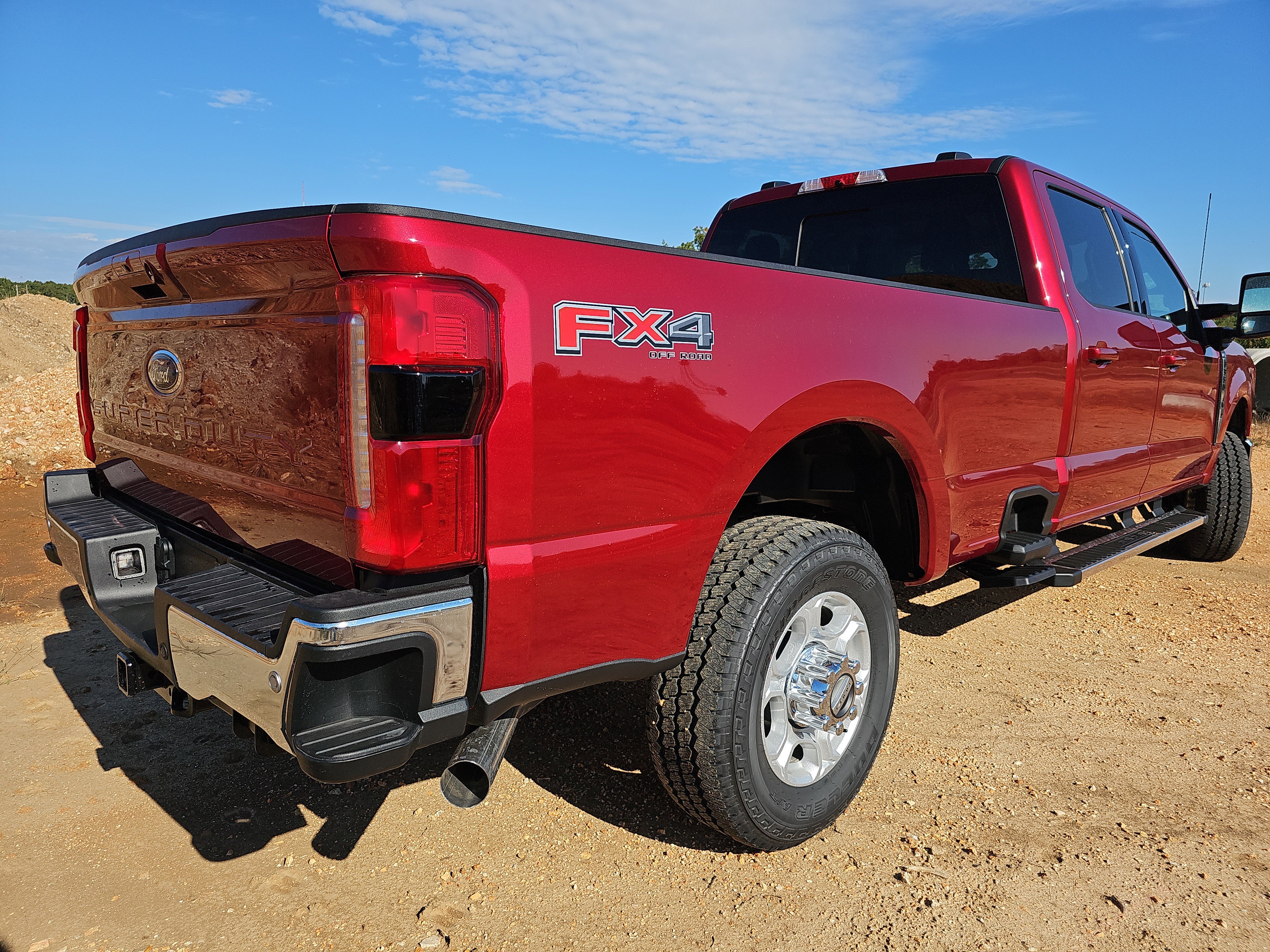 New 2026 Ford F350 XLT w/ XLT Premium Package image 4