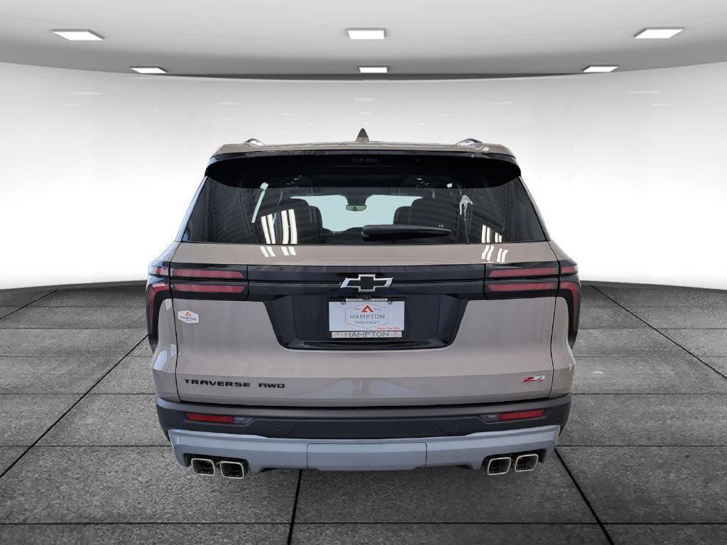 New 2027 Chevrolet Traverse Z71 w/ Enhanced Driving Package AWD/4WD image 5
