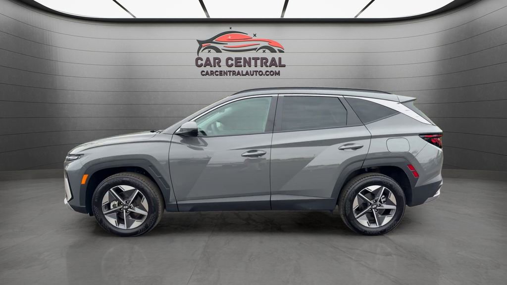 Used 2025 Hyundai Tucson SEL AWD/4WD image 2