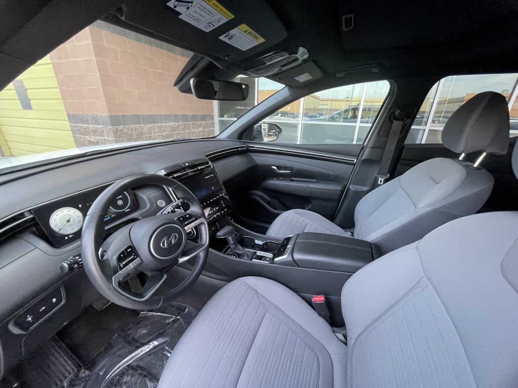 Used 2023 Hyundai Santa Cruz SEL Premium w/ Cargo Package AWD/4WD image 15