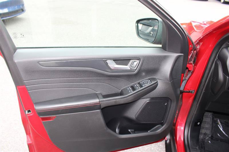 Used 2023 Ford Escape ST-Line AWD/4WD image 10