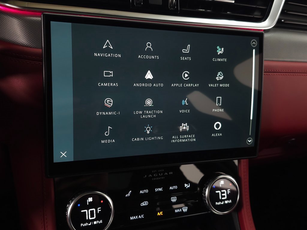 Used 2022 Jaguar F-PACE SVR image 27